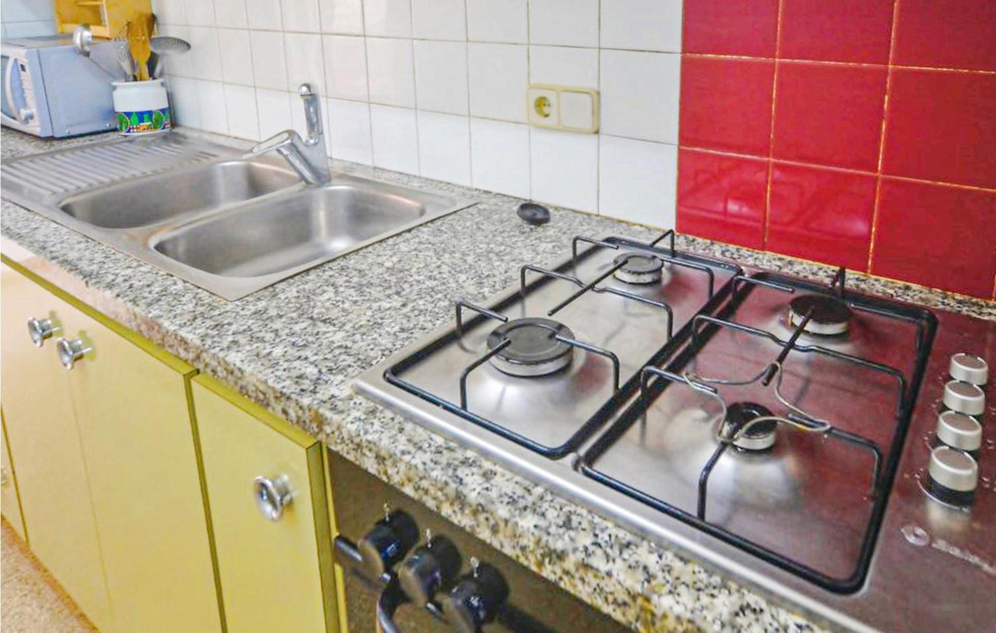 Awesome Apartment In Santa Susanna With Kitchen Экстерьер фото
